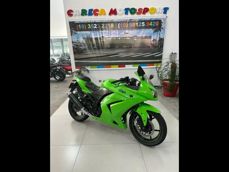 Kawasaki Ninja Verde 17