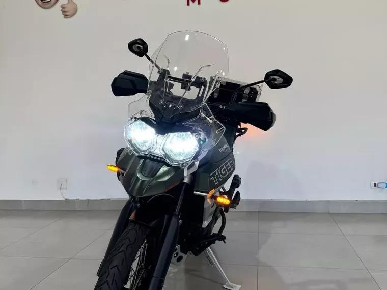 Triumph Tiger 800 Verde 1