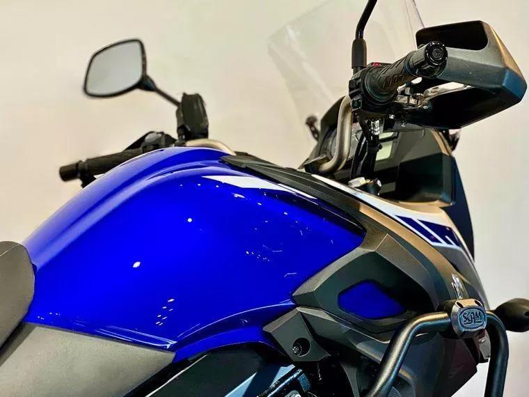 Suzuki V-Strom Azul 12