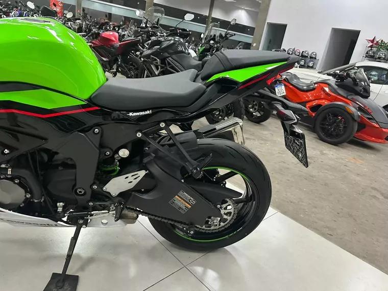 Kawasaki Ninja Verde 11