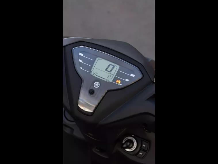 Yamaha Fluo Preto 10