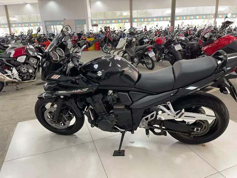 Suzuki Bandit Preto 12