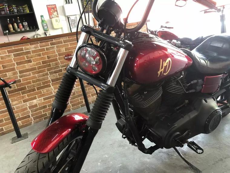 Harley-Davidson Dyna Vermelho 3