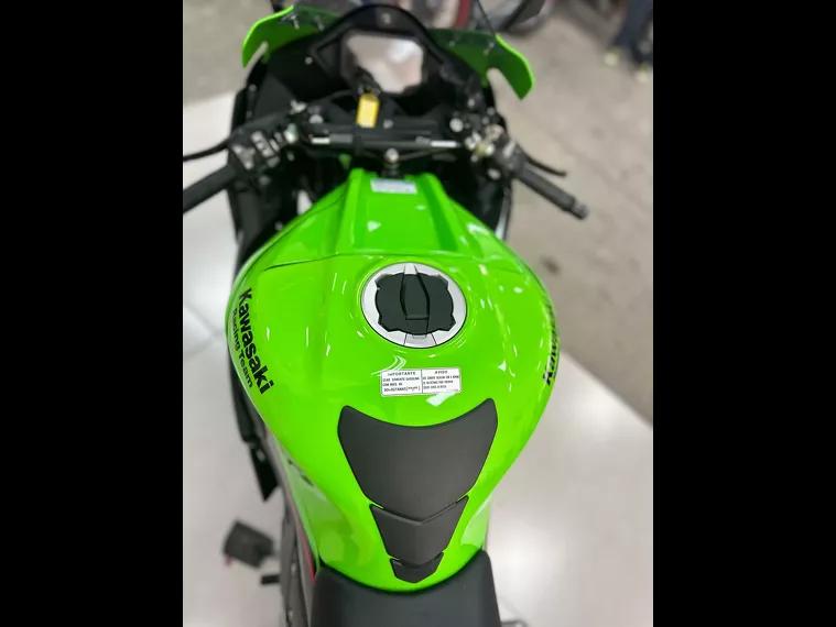 Kawasaki Ninja Verde 10