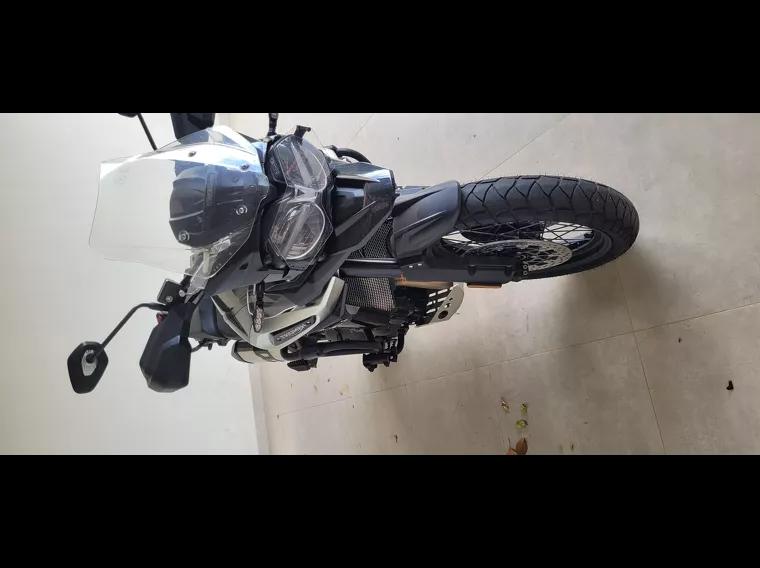 Triumph Tiger 1200 Cinza 5