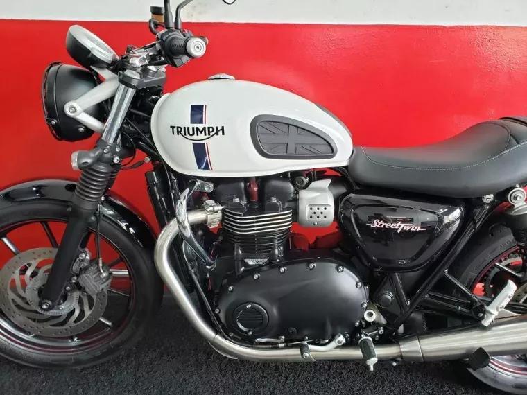 Triumph Street Twin Branco 11